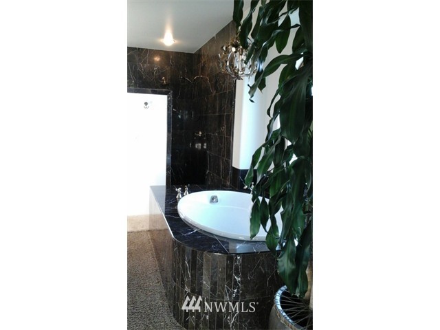 624 Finn Hall Road Port Angeles, WA 98362 - Photo 8 of 20 Gallery Image 8