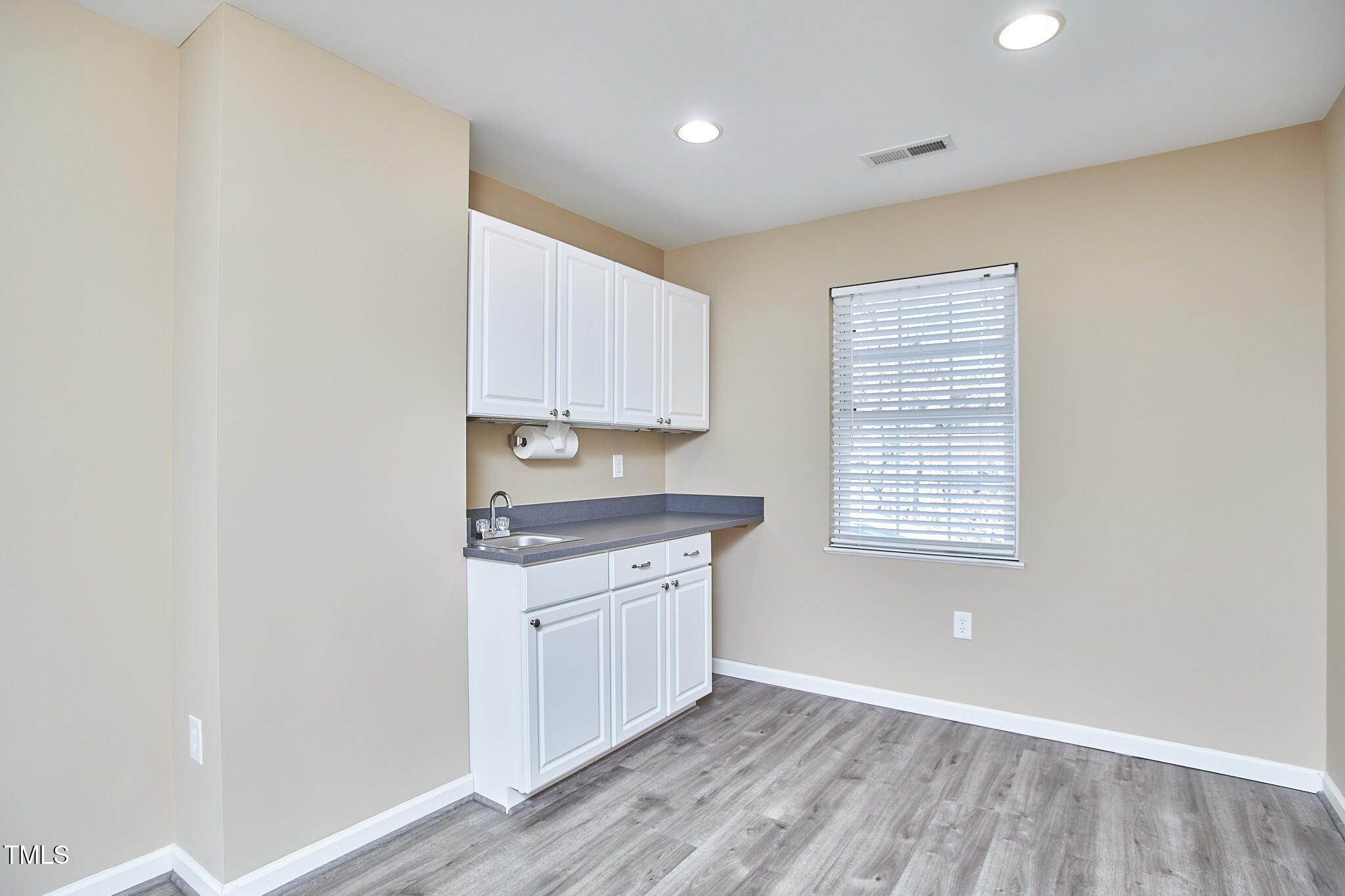 5460 Ingate Way Raleigh, NC 27613 - Photo 46 of 65 076