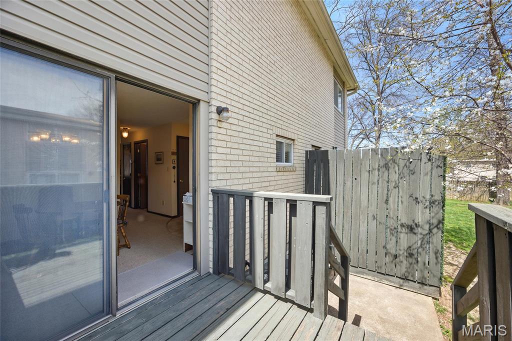 847 Portsdown Road Ballwin, MO 63011 - Photo 27 of 34