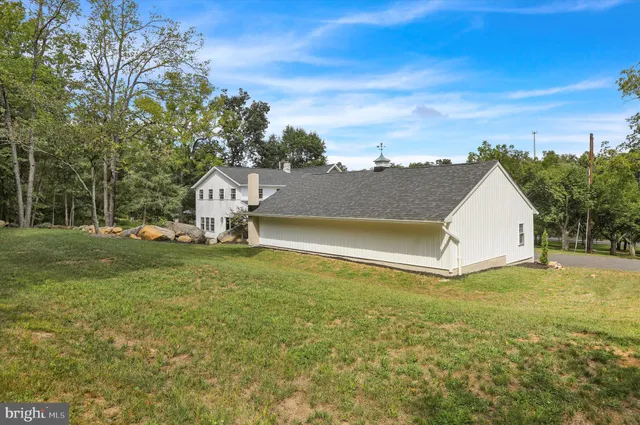 $999,900 | 1715 Gravel Pike, Perkiomenville, PA 18074