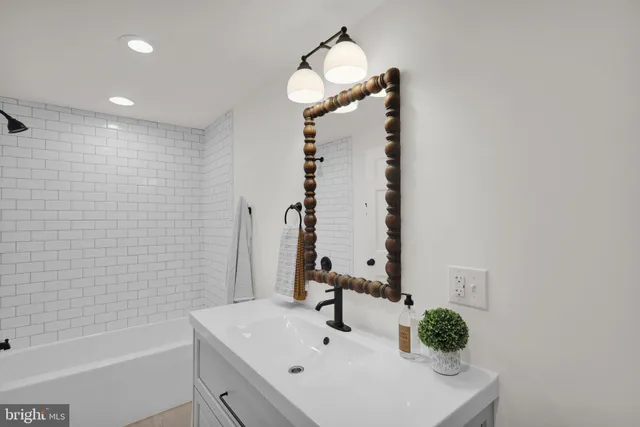 $999,900 | 1715 Gravel Pike, Perkiomenville, PA 18074