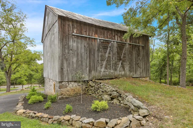 $999,900 | 1715 Gravel Pike, Perkiomenville, PA 18074