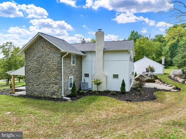 $999,900 | 1715 Gravel Pike, Perkiomenville, PA 18074