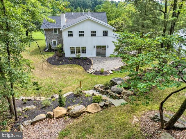 $999,900 | 1715 Gravel Pike, Perkiomenville, PA 18074