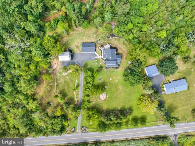 $999,900 | 1715 Gravel Pike, Perkiomenville, PA 18074