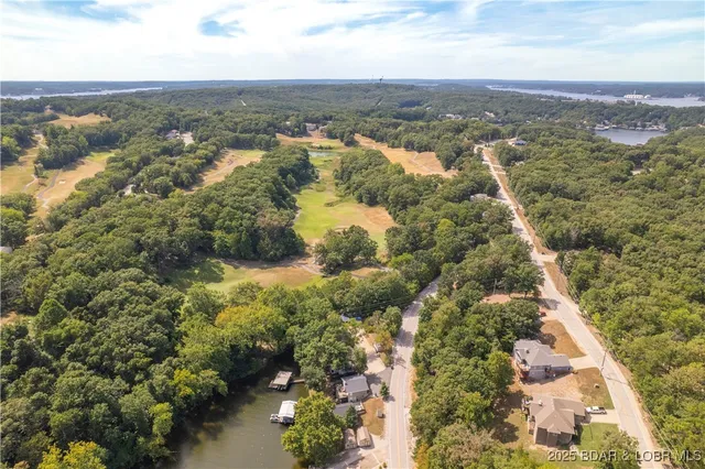 $699,000 | 94 Claralyn Woods Drive, Lake Ozark, MO 65049