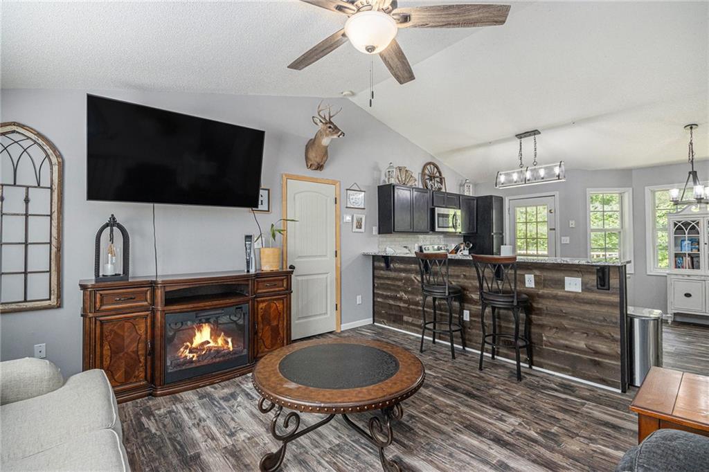 191 True Gospel Road Temple, GA 30179 - Photo 6 of 17