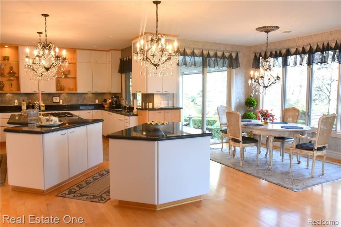 2024 Touraine Drive Rochester, MI 48306 - Photo 24 of 88 27.JPG
