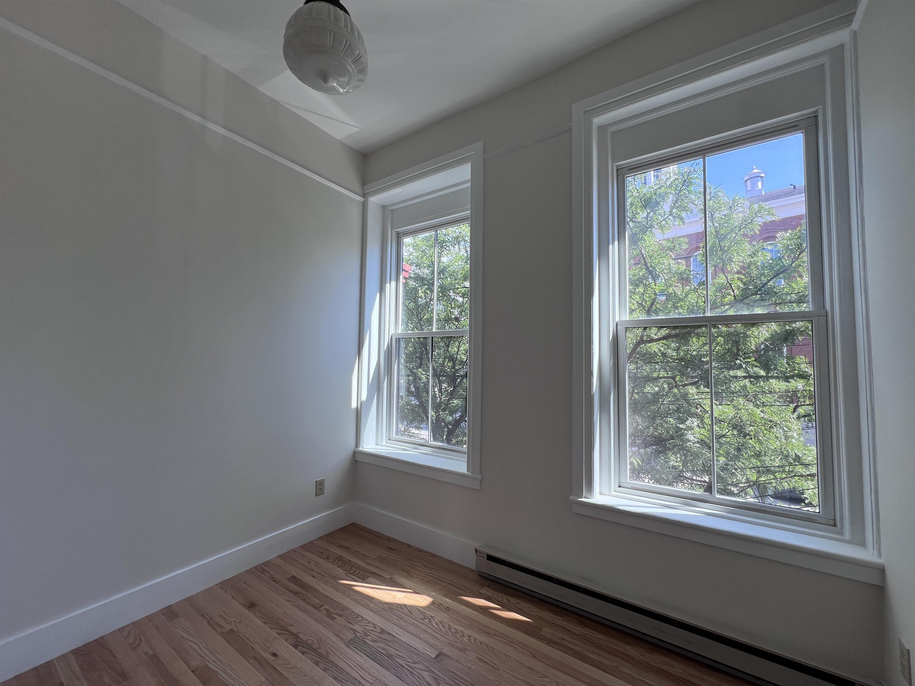 123 Water Street, Unit 4W Exeter, NH 03833 - Photo 7 of 18