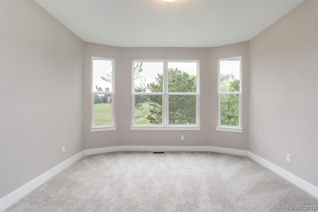 208 Mulberry Lane Rochester Hills, MI 48309 - Photo 12 of 28