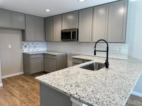 $2,100 | 461 Sunset Hollow Drive, Wentzville, MO 63385