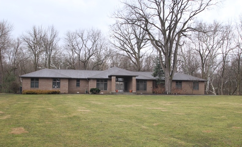 5419 West River Road Muncie, IN 47304 - Photo 1 of 36 Gallery Image 1