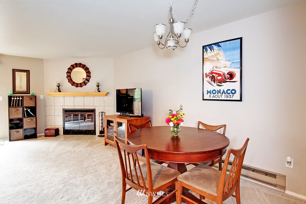 4107 Northeast 5th Street Renton, WA 98059 - Photo 5 of 15