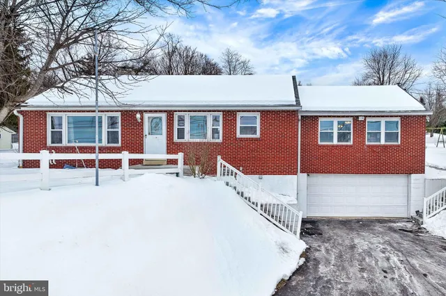 $325,000 | 194 Spanglers Mill Road, New Cumberland, PA 17070