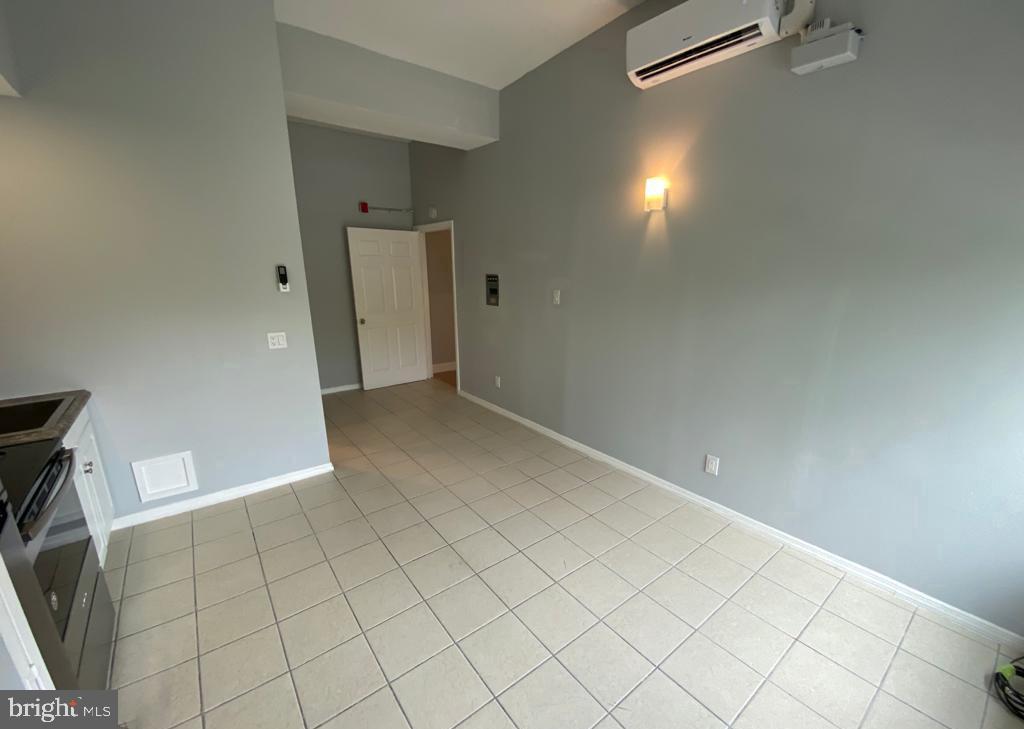 1304-6 South 9th Street, Unit B Philadelphia, PA 19147 - Photo 2 of 6