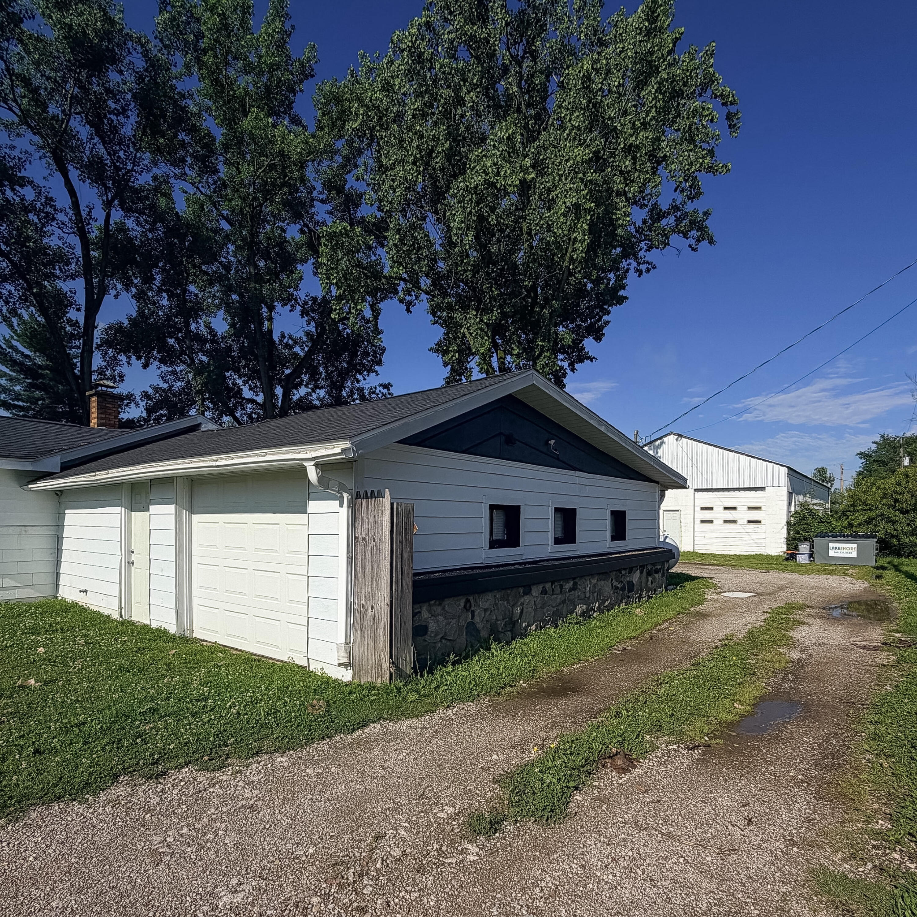 18528 Pardee Road Galien, MI 49113 - Photo 4 of 17 IMG_8818