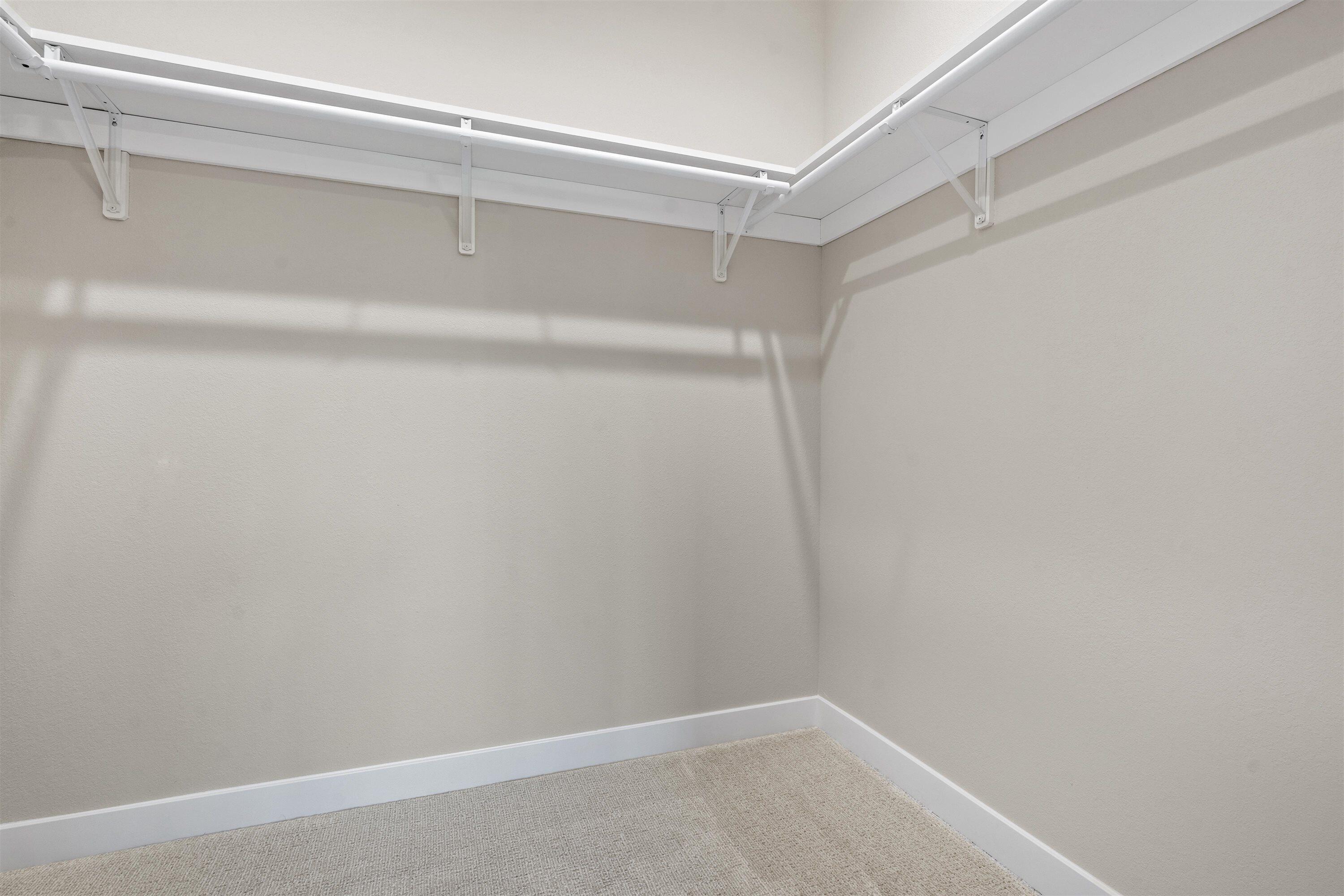 20860 Gray Street Lannon, WI 53046 - Photo 21 of 29 19-Primary Walk-In Closet