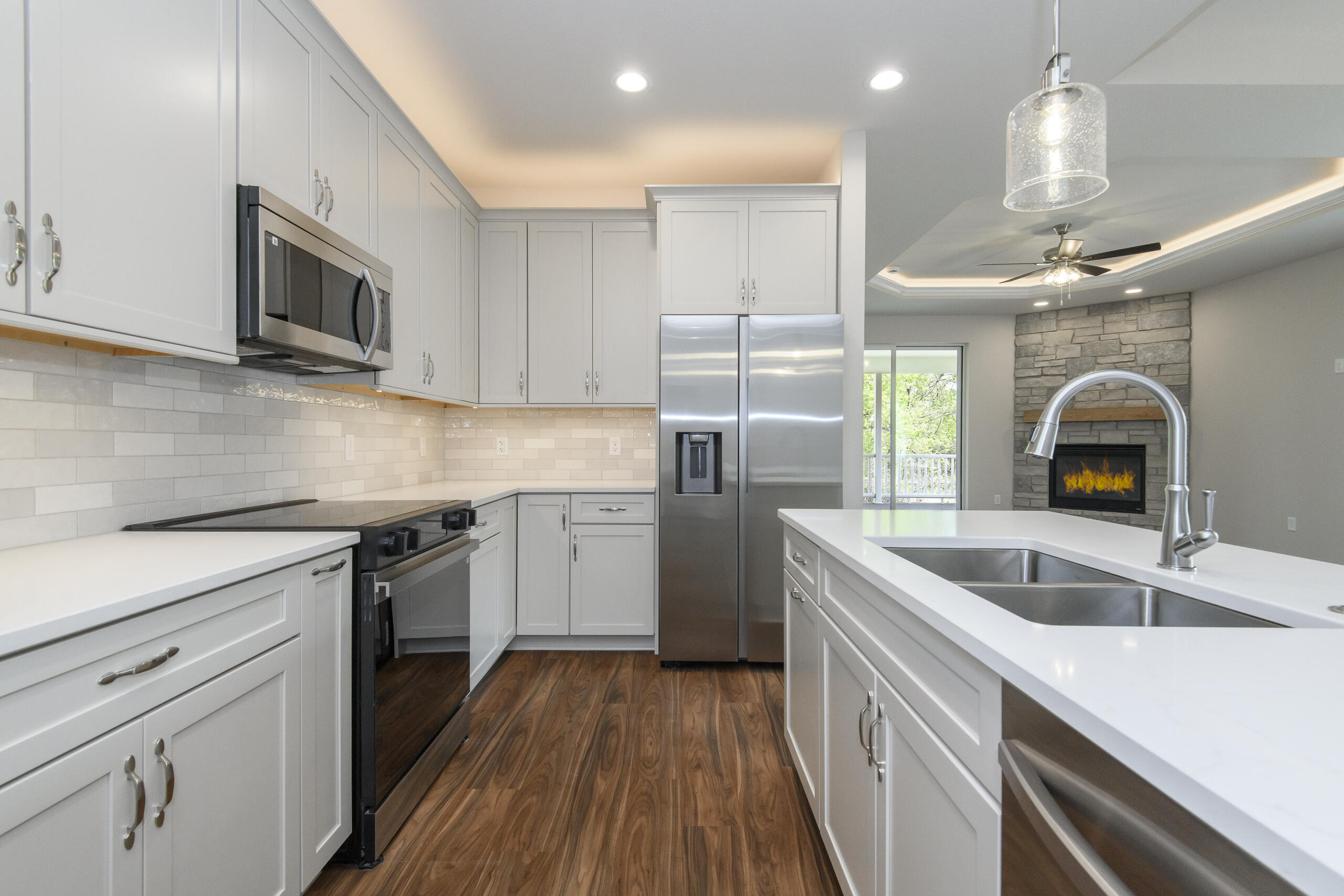20860 Gray Street Lannon, WI 53046 - Photo 8 of 29 Kitchen