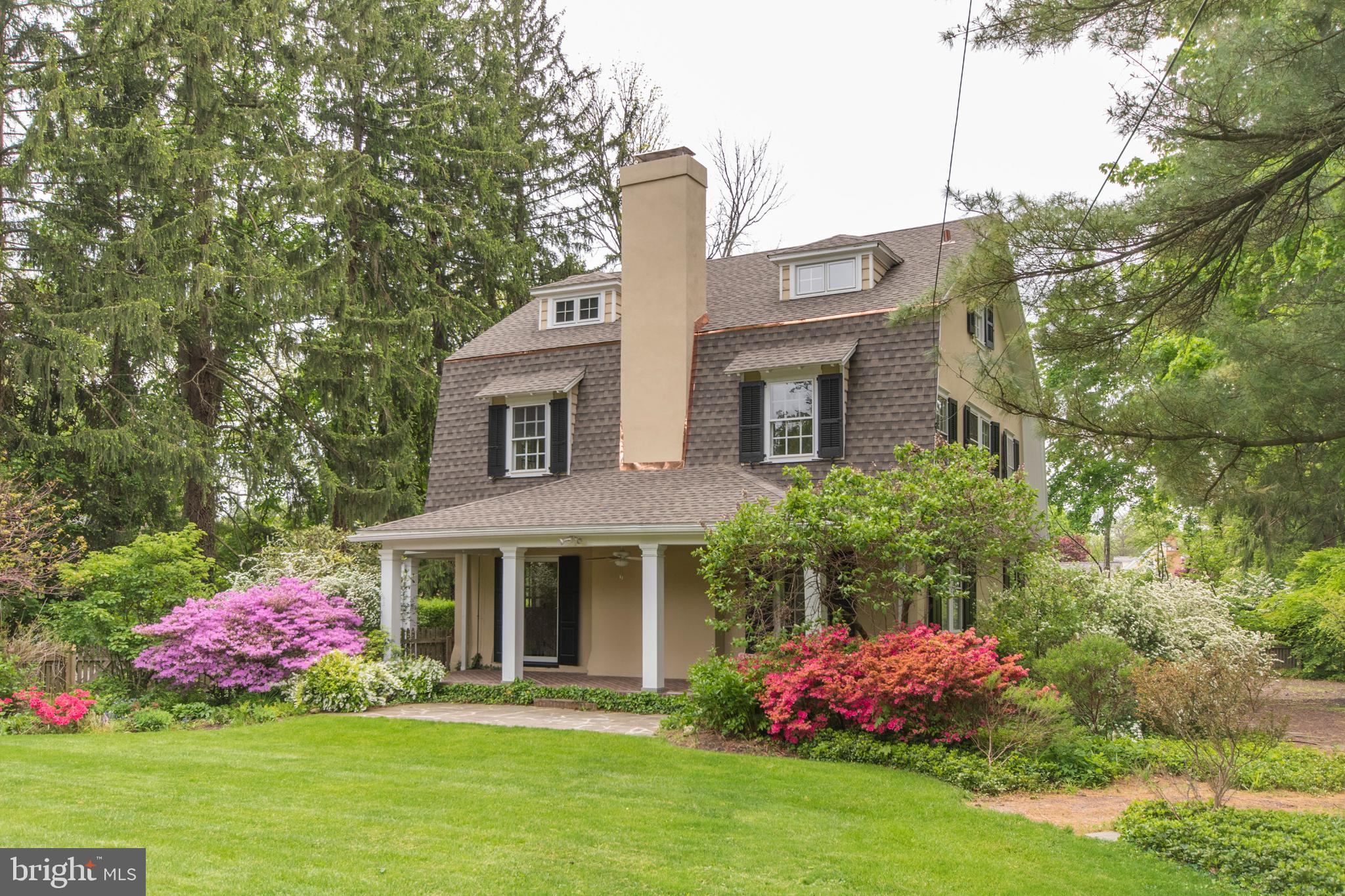 418 Dorset Road Devon, PA 19333 - Photo 3 of 54 Side Porch with views to Pool