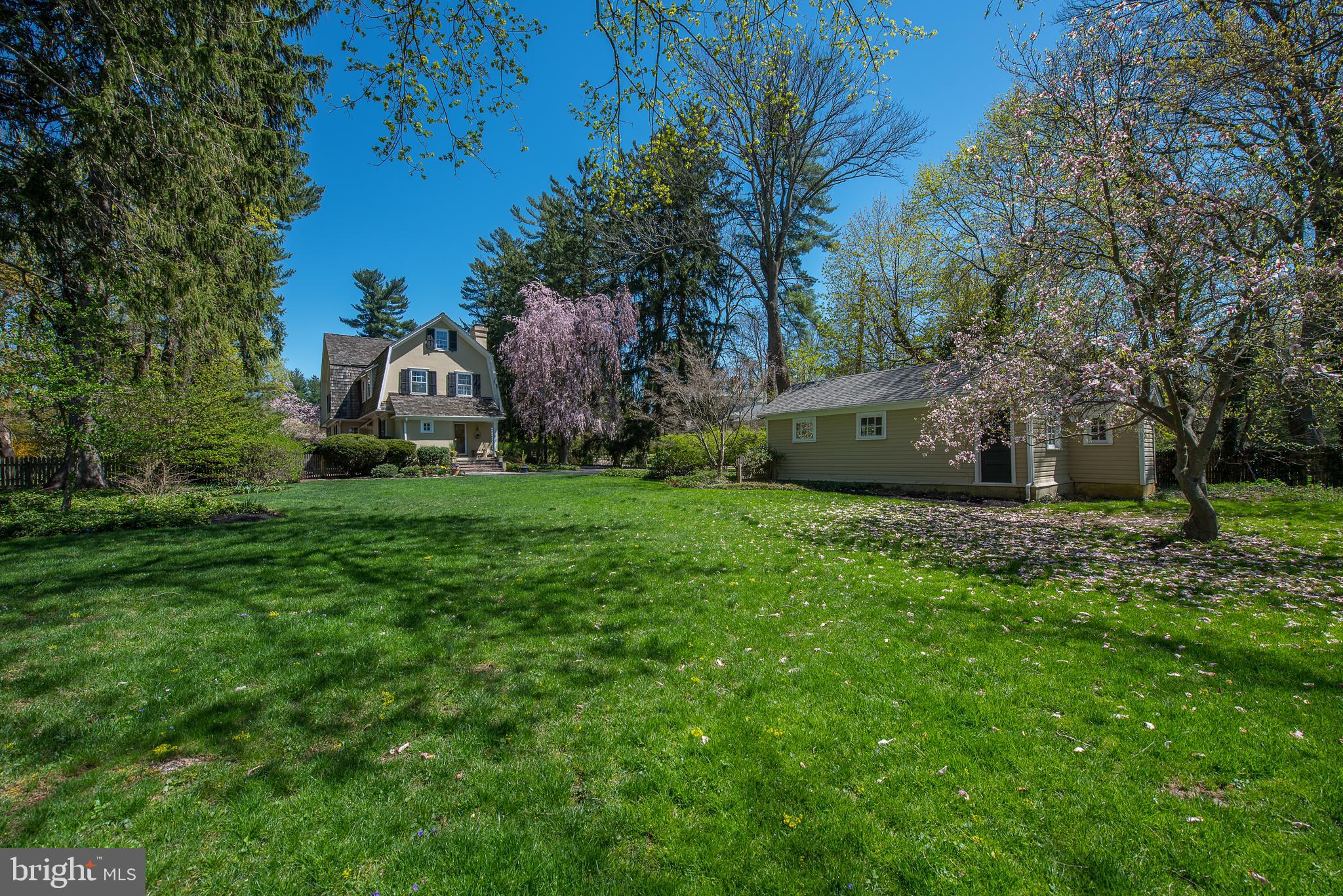 418 Dorset Road Devon, PA 19333 - Photo 48 of 54 Wide, flat rear yard