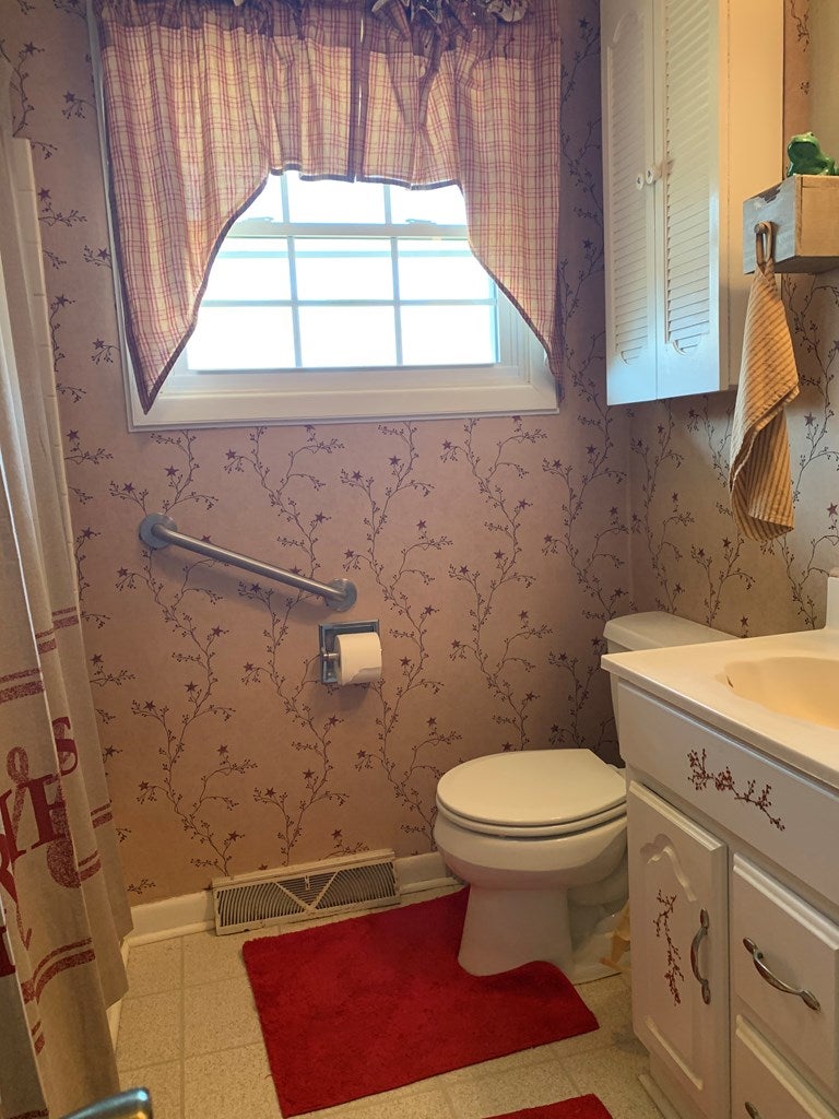 8114 Philpott Road South Boston, VA 24592 - Photo 30 of 69 Gallery Image 30