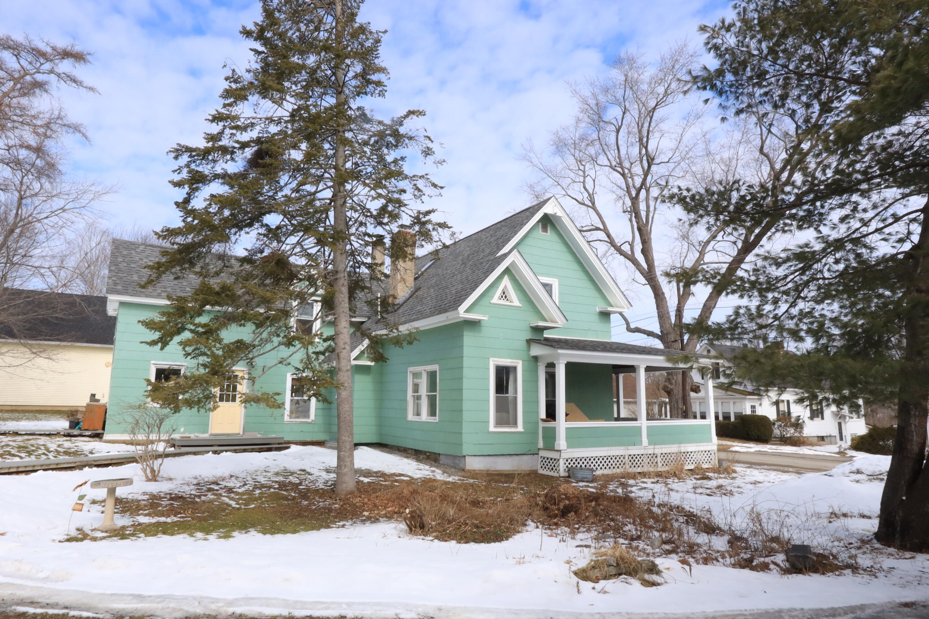 38 Spring Street Old Town, ME 04468 - Photo 1 of 43 03
