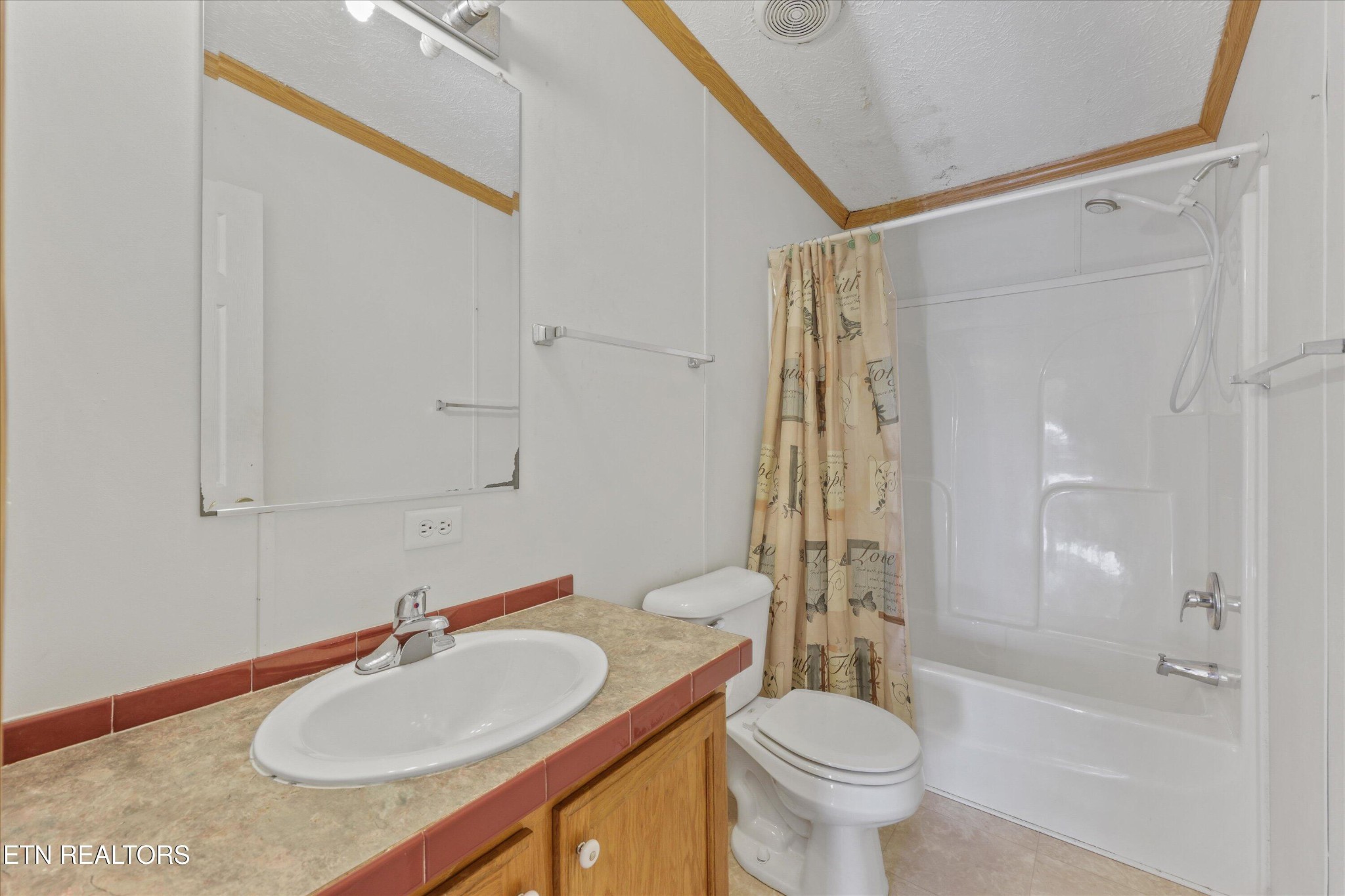1130 Williamson Chapel Road Maryville, TN 37801 - Photo 25 of 36 a bathroom with a sink toilet tub and shower