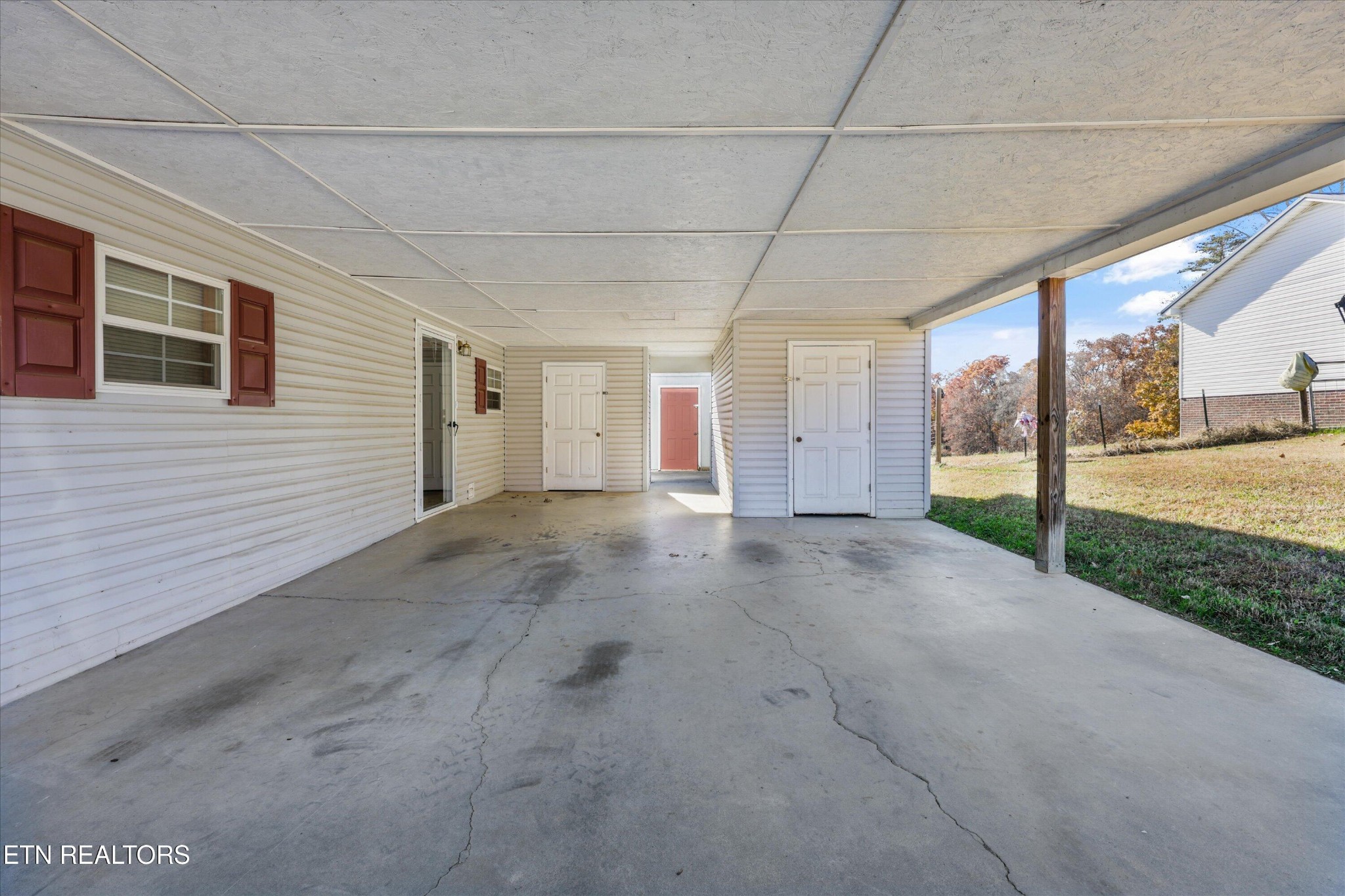1130 Williamson Chapel Road Maryville, TN 37801 - Photo 6 of 36 a view of a big room with a fireplace