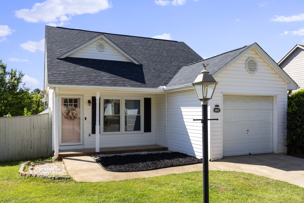 104 Magnolia Lane Pendleton, SC 29670 - Photo 1 of 34
