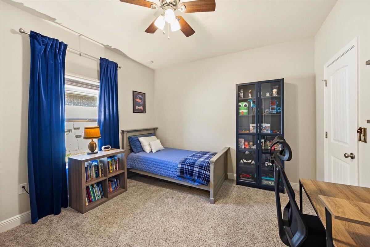 411 Chickadee Street Crestview, FL 32539 - Photo 12 of 48 38-1V3A5597