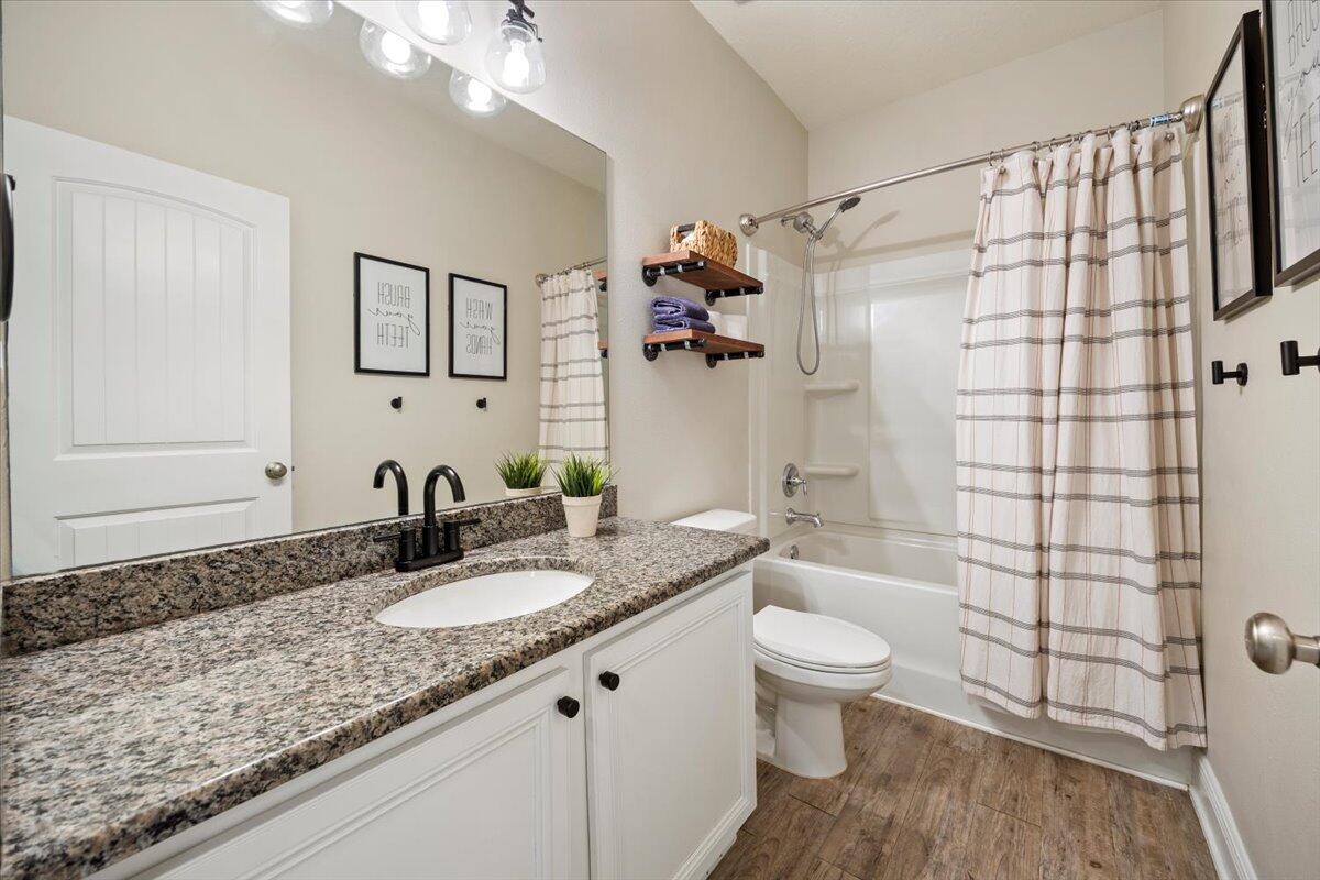 411 Chickadee Street Crestview, FL 32539 - Photo 14 of 48 53-1V3A5623