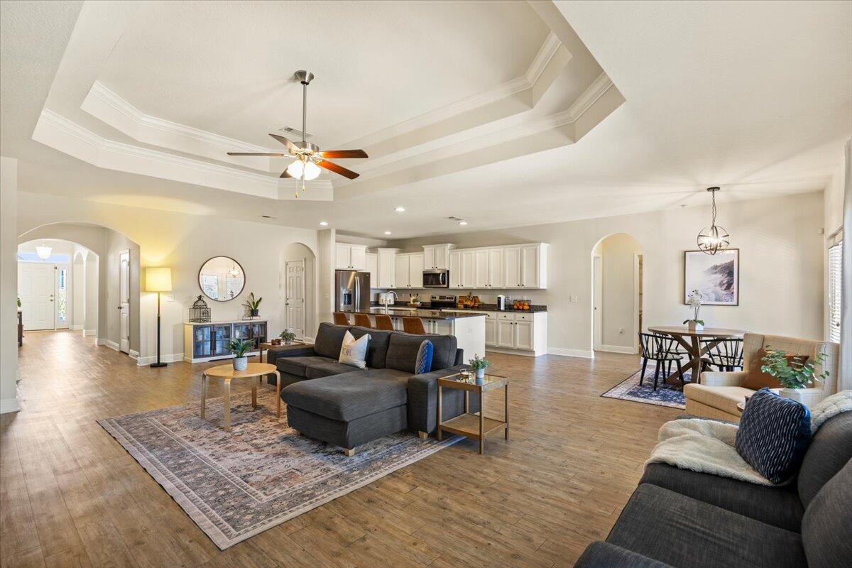 411 Chickadee Street Crestview, FL 32539 - Photo 19 of 48 22-1V3A5693