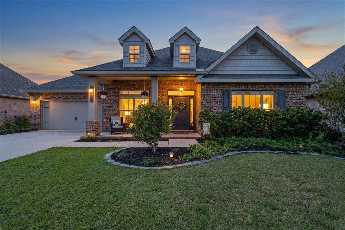 411 Chickadee Street Crestview, FL 32539 - Photo 2 of 48 87-IMG_5299