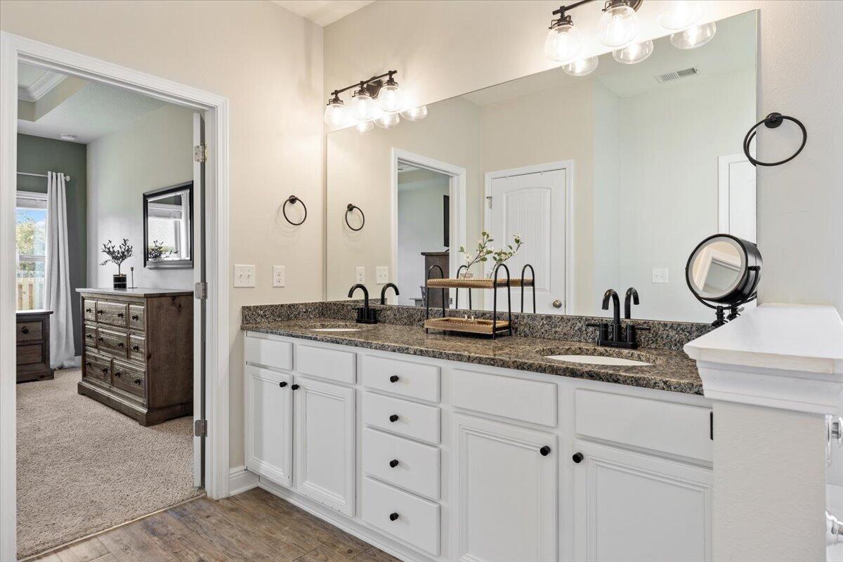 411 Chickadee Street Crestview, FL 32539 - Photo 36 of 48 60-1V3A5732