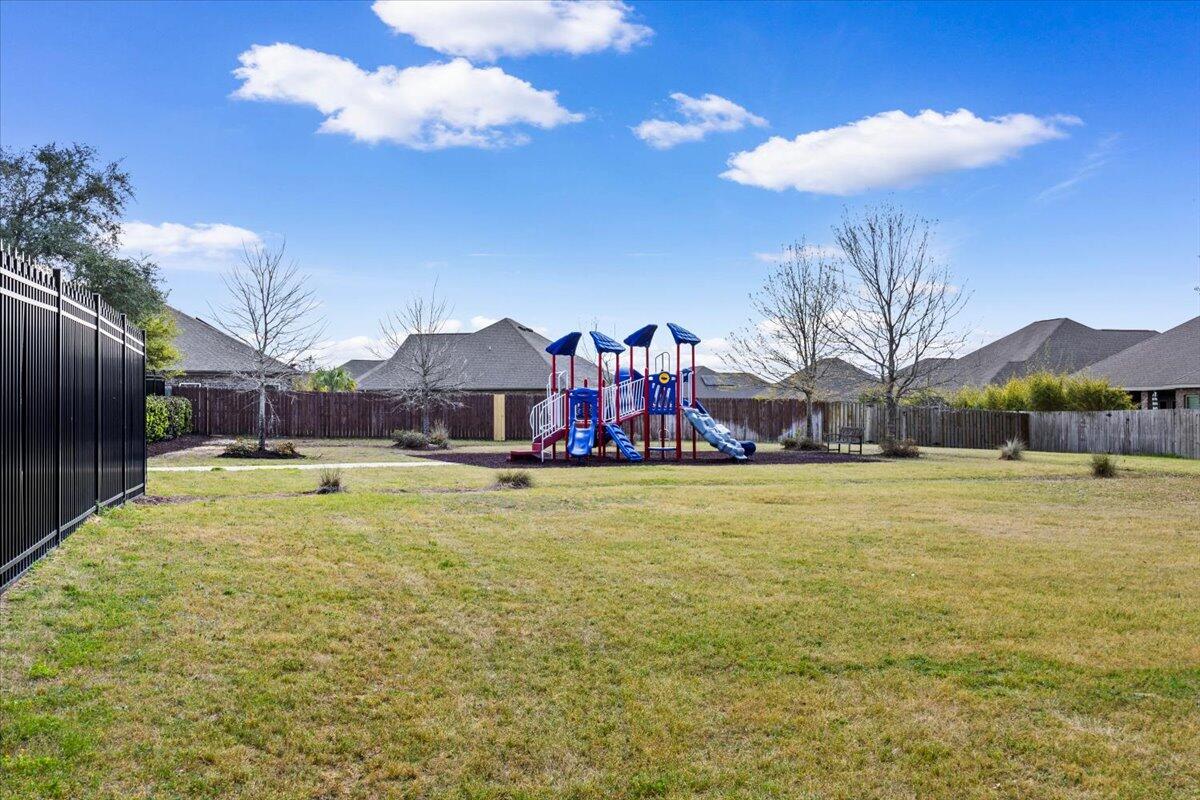 411 Chickadee Street Crestview, FL 32539 - Photo 47 of 48 77-1V3A5909