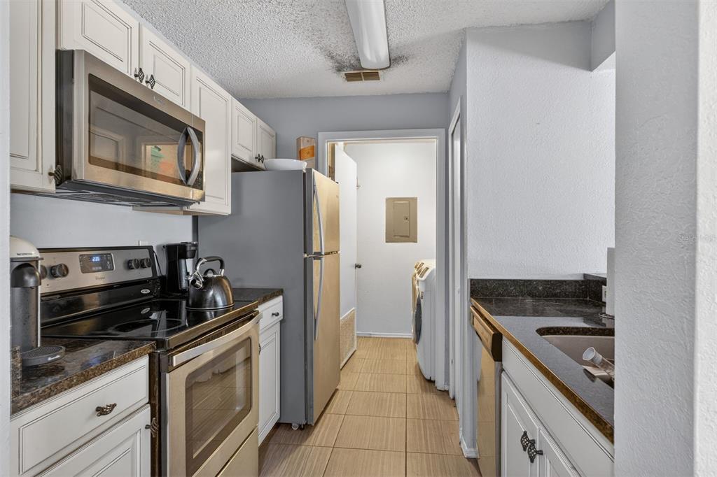 3705 Southwest 27th Street, Unit 326 Gainesville, FL 32608 - Photo 11 of 25
