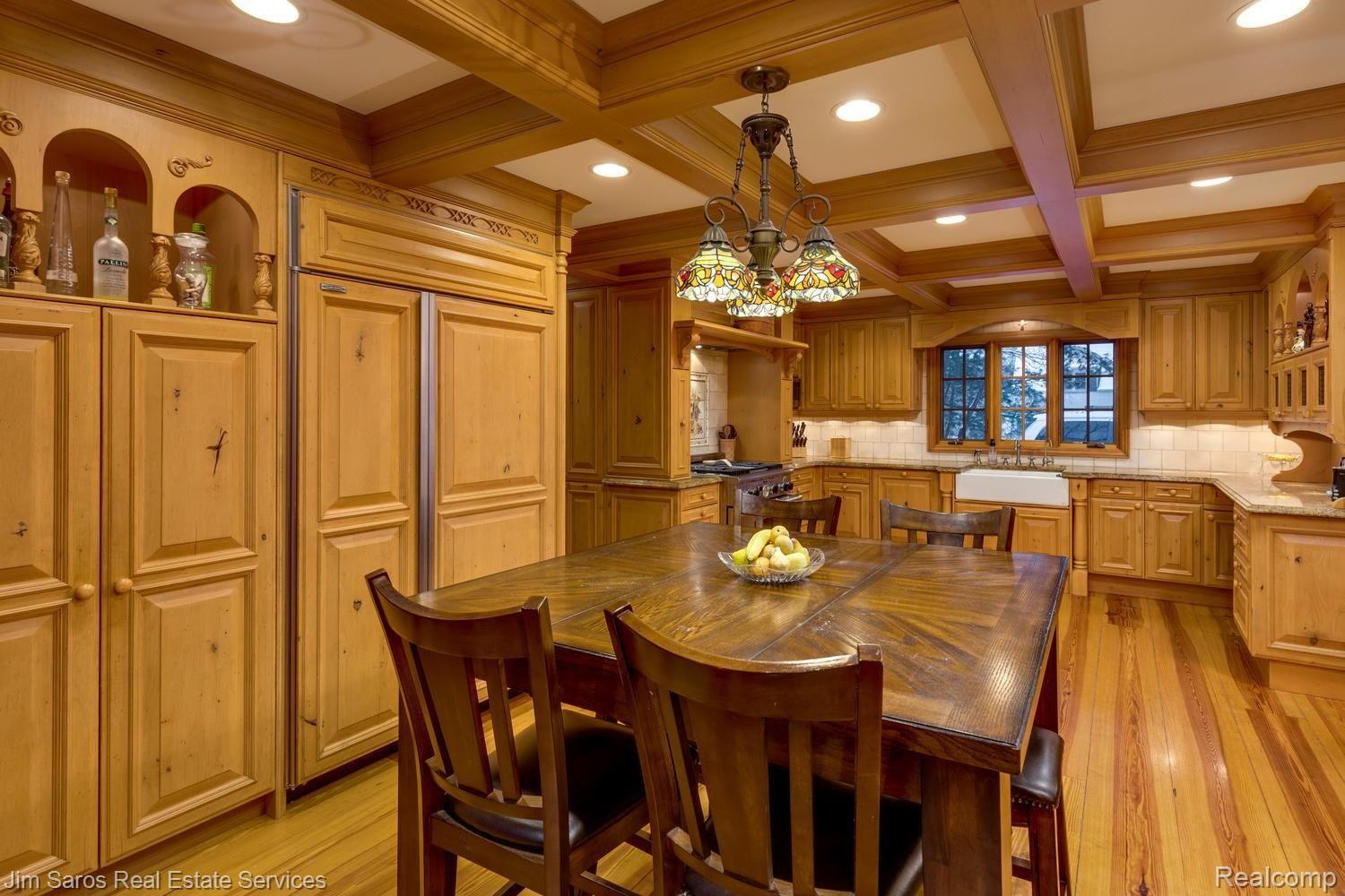 234 Touraine Road Grosse Pointe, MI 48236 - Photo 10 of 41 234 Touraine Rd Grosse Pointe-large-030-8-234 Touraine Road0030FULL-1500x1000-72dpi.jpg
