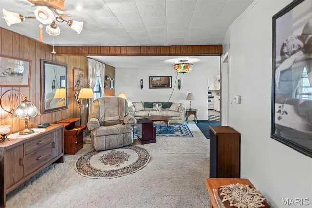 $280,000 | 1650 North Bluff Road, Collinsville, IL 62234