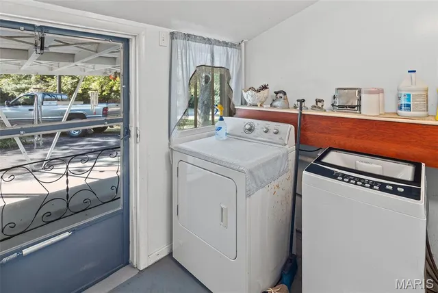 $280,000 | 1650 North Bluff Road, Collinsville, IL 62234