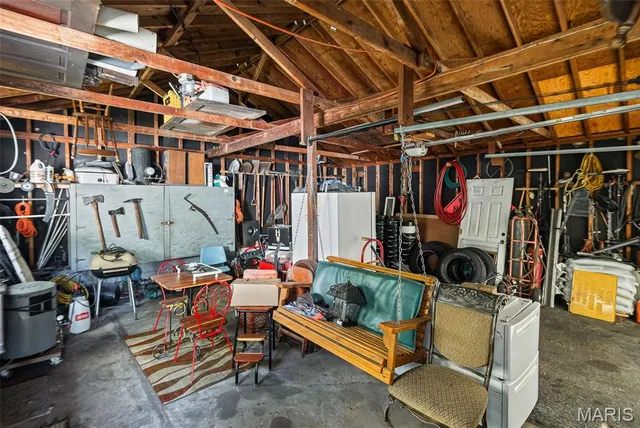 $280,000 | 1650 North Bluff Road, Collinsville, IL 62234