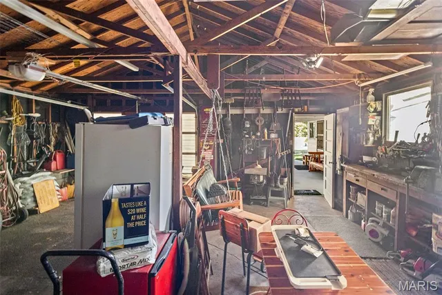 $280,000 | 1650 North Bluff Road, Collinsville, IL 62234