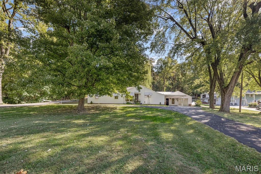 1650 North Bluff Road Collinsville, IL 62234 - Photo 9 of 38 Gallery Image 9