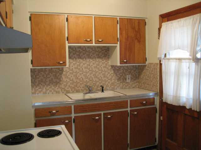 849 South Hampton Road Columbus, OH 43227 - Photo 5 of 6 20140130064240010990000000-o