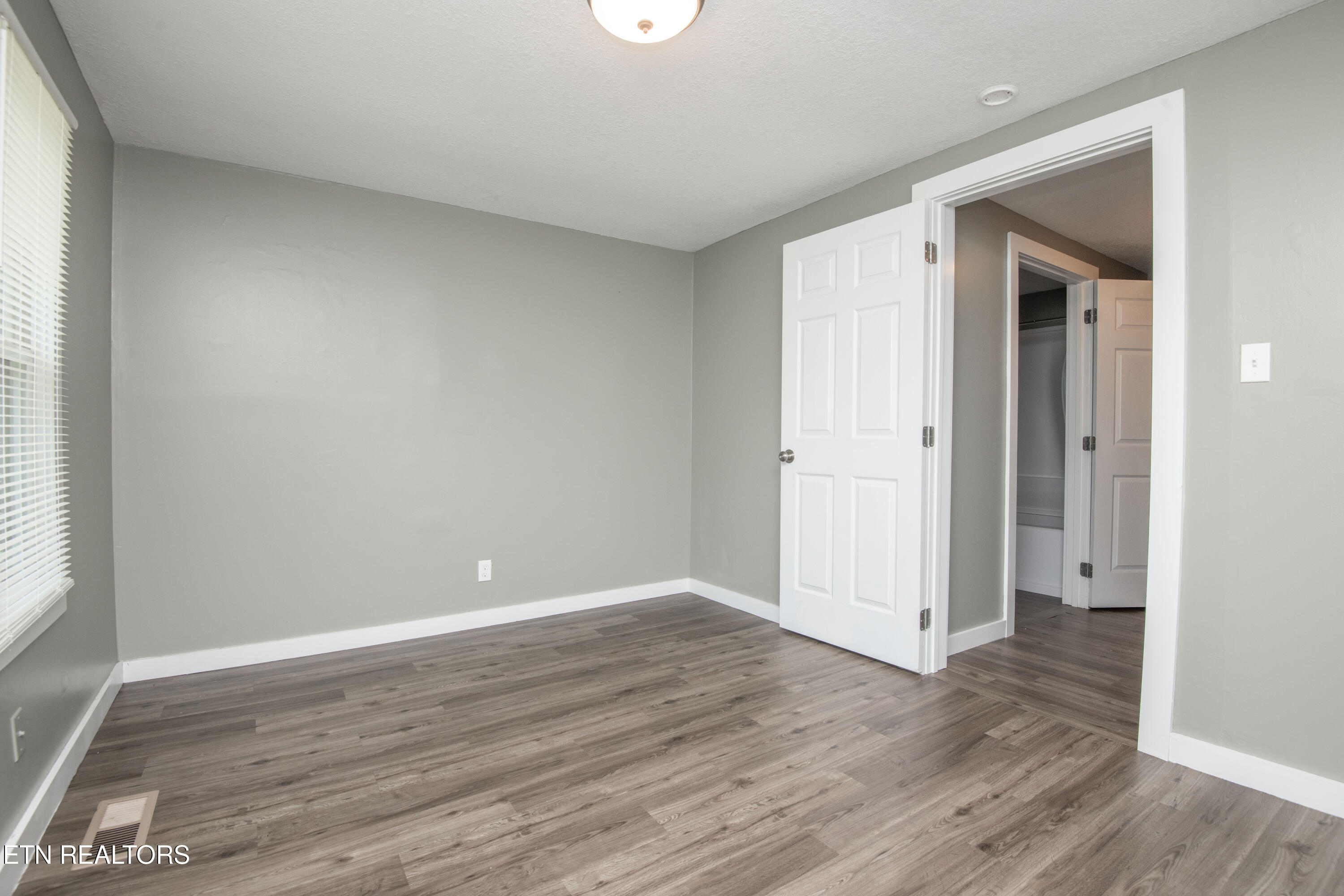 912 Medaris Street Clinton, TN 37716 - Photo 28 of 44 bed 2
