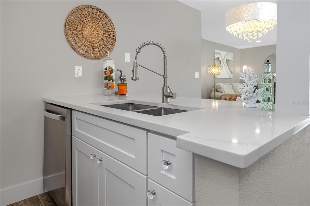 329 Medallion Boulevard, Unit B Madeira Beach, FL 33708 - Photo 11 of 47