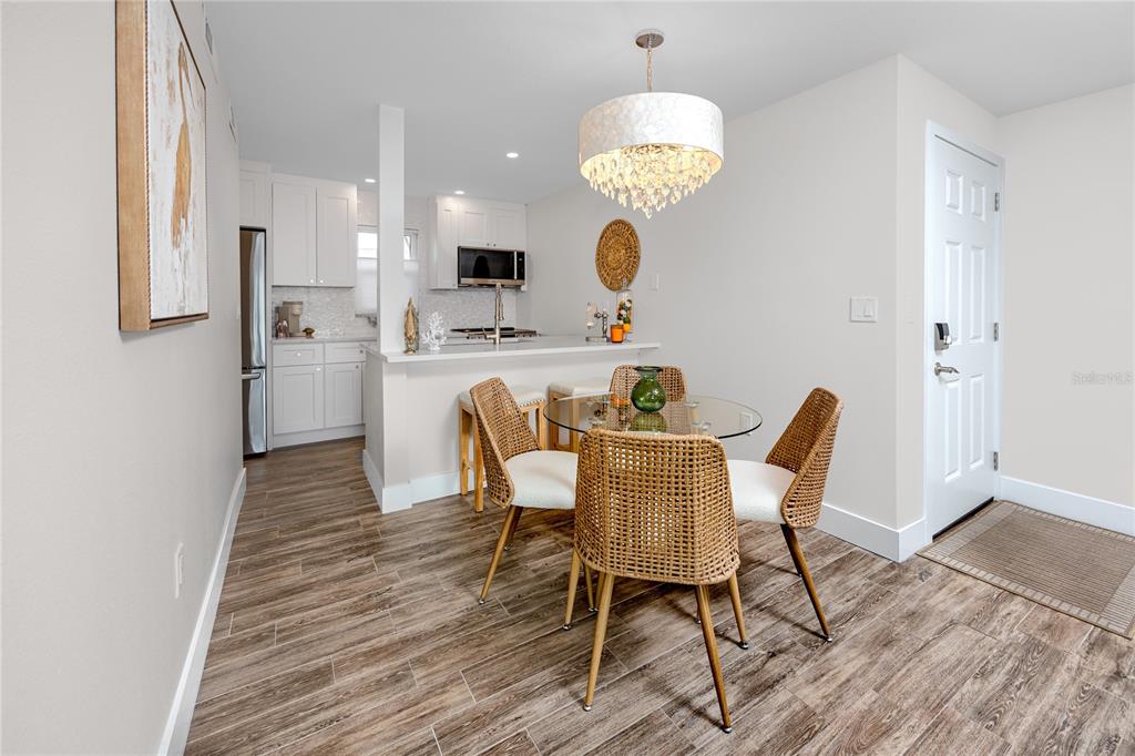 329 Medallion Boulevard, Unit B Madeira Beach, FL 33708 - Photo 15 of 47