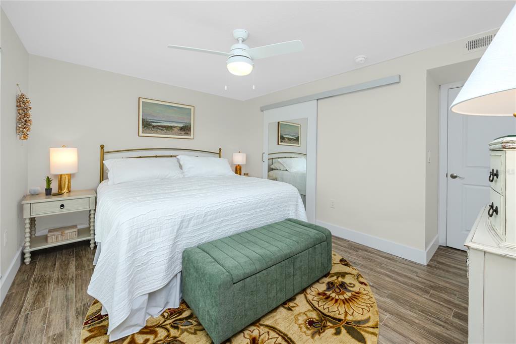 329 Medallion Boulevard, Unit B Madeira Beach, FL 33708 - Photo 19 of 47