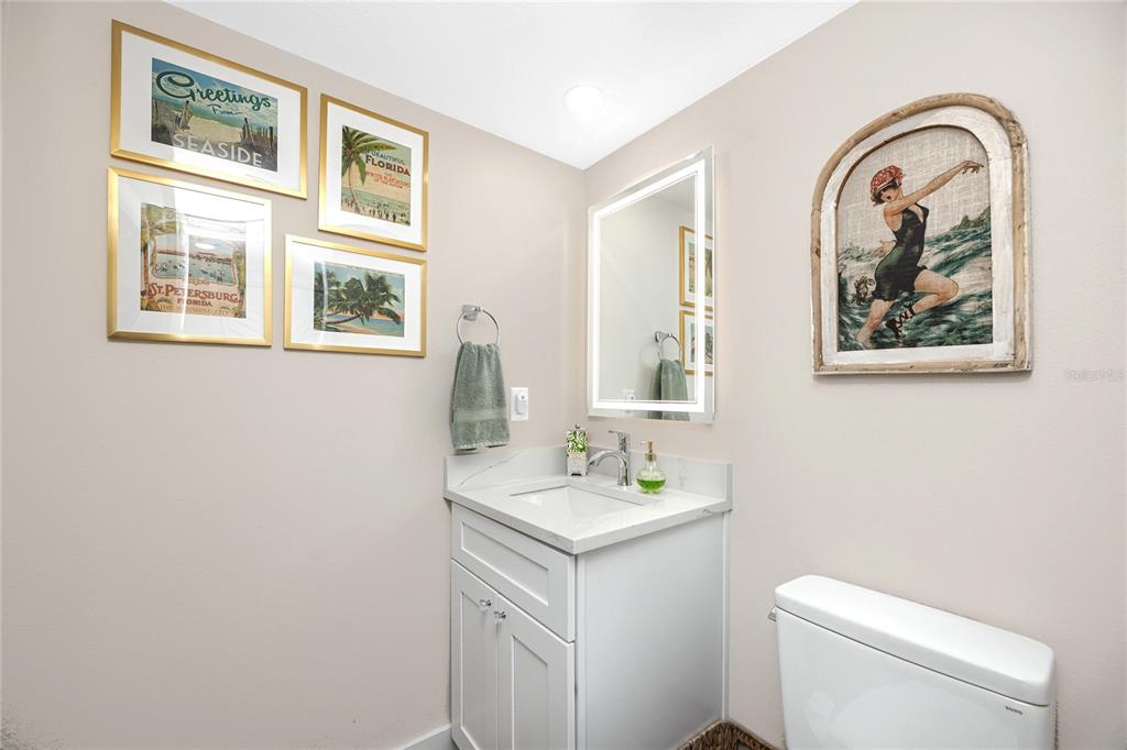 329 Medallion Boulevard, Unit B Madeira Beach, FL 33708 - Photo 27 of 47