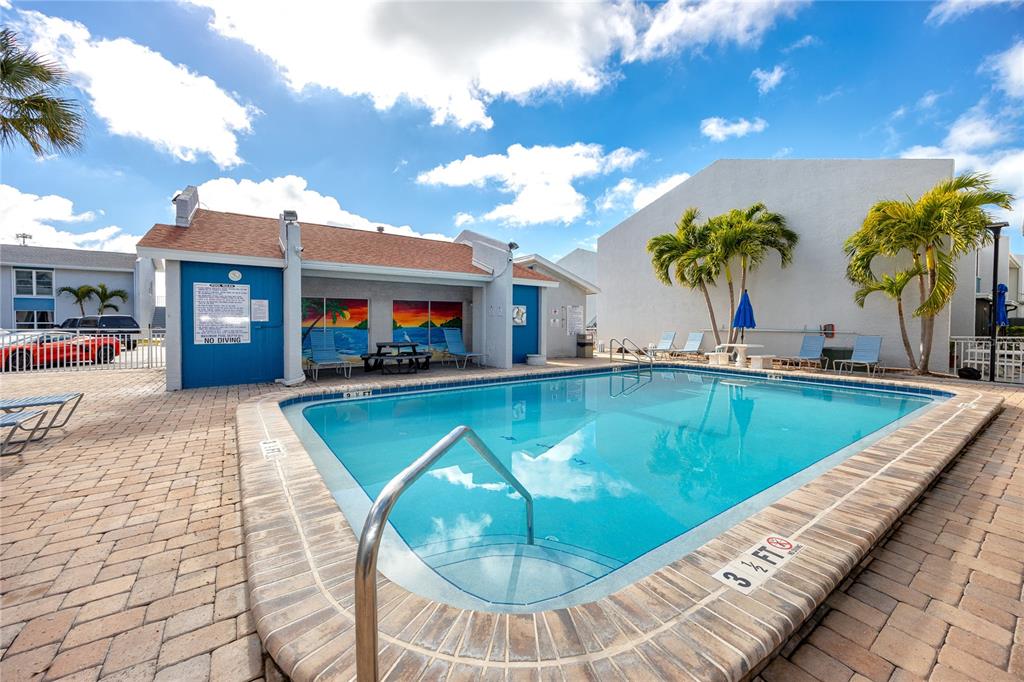 329 Medallion Boulevard, Unit B Madeira Beach, FL 33708 - Photo 33 of 47