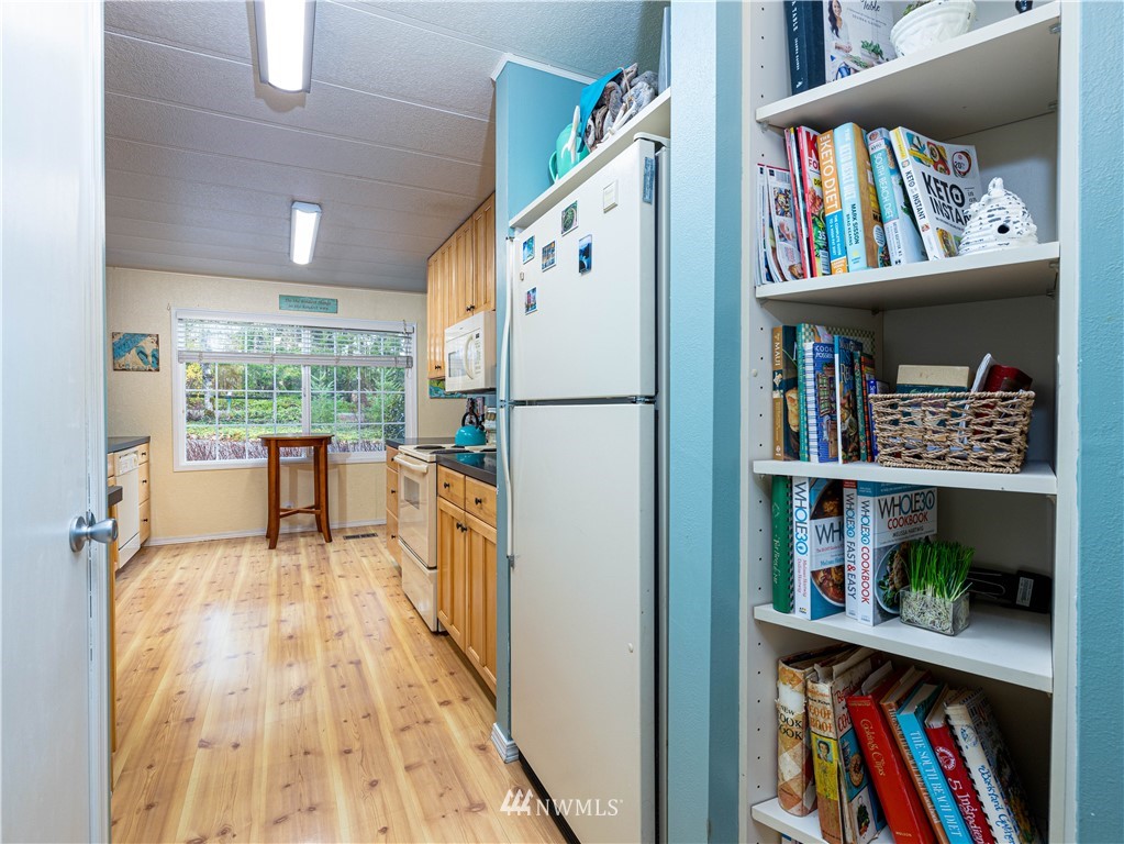 827 South Military Road Winlock, WA 98596 - Photo 9 of 28 Gallery Image 9